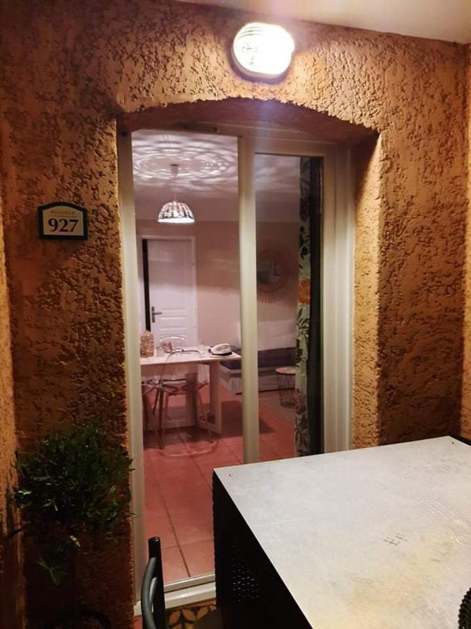 Tres Bel Appartement T3 Avec Splendide Vue Mer Les Issambres Exterior photo