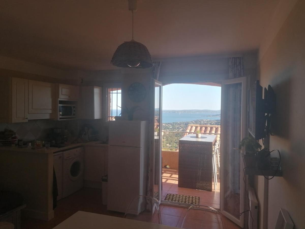 Tres Bel Appartement T3 Avec Splendide Vue Mer Les Issambres Exterior photo